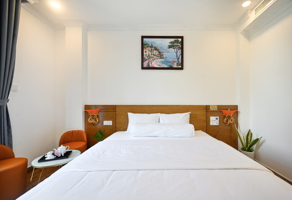 Deluxe Room 01