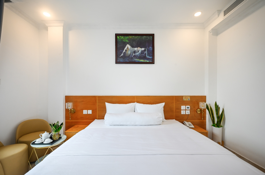 Deluxe Room 03